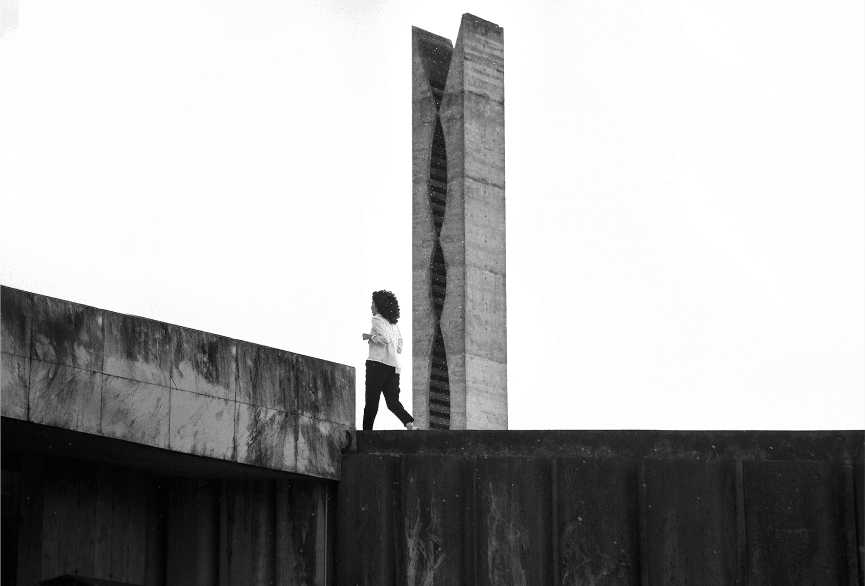 Gabriela Izar, pesquisadora de arquitetura, in Brasília photographed by FRONT and created by INDEX.