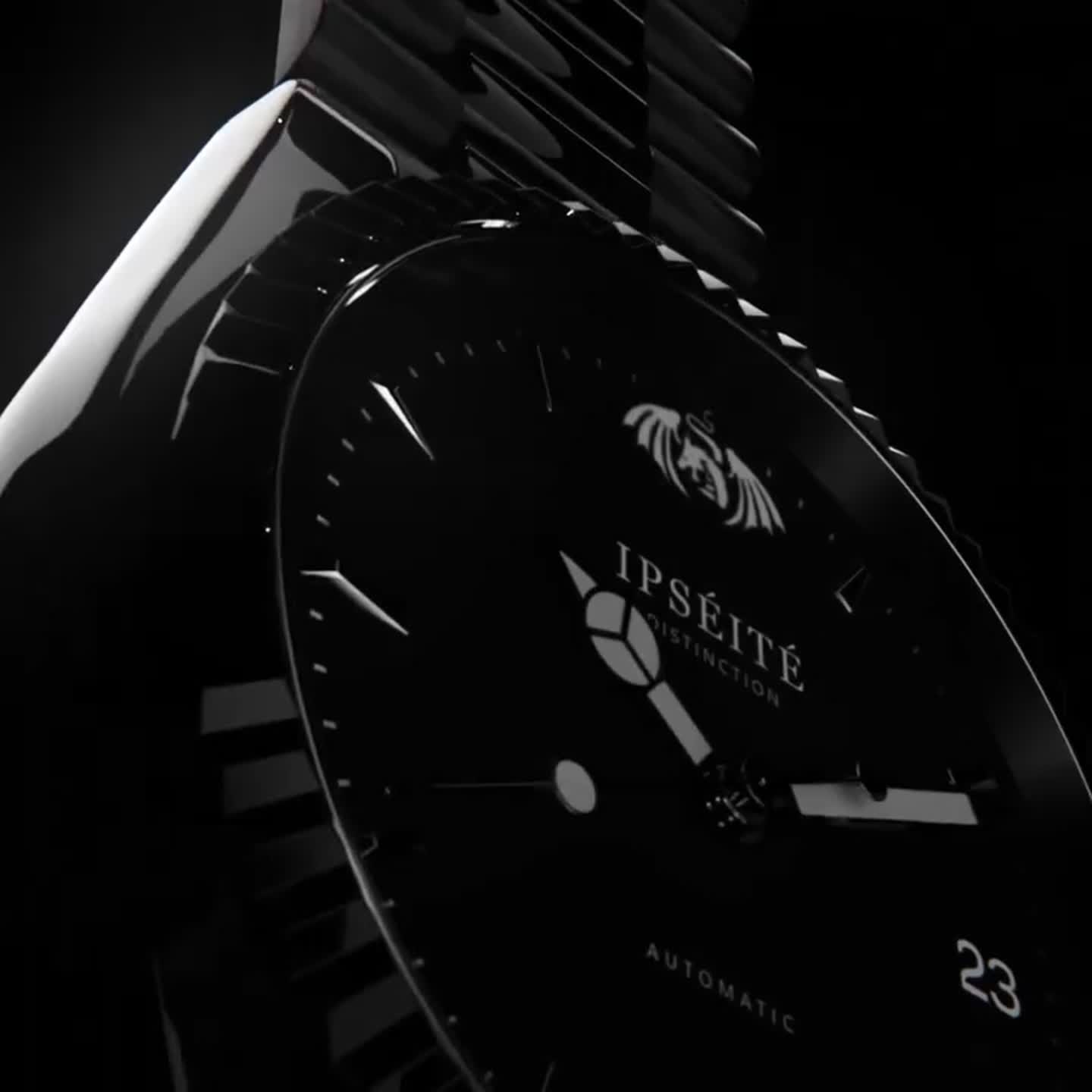 Ipséité distinction watch 3/4 view