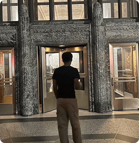 a person wearing a baseball cap