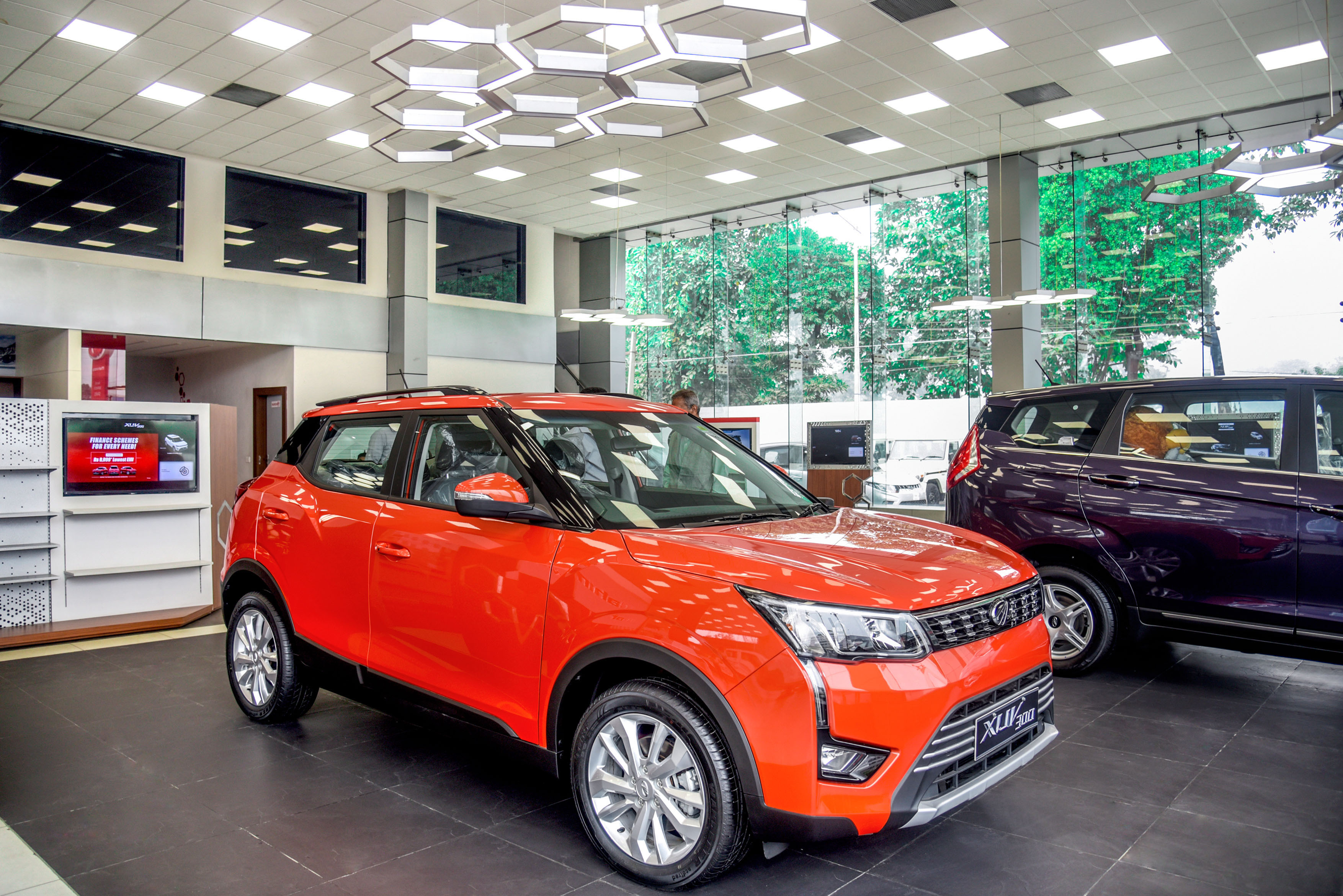 Mahindra | Passenger Vehicles Dealership Identity Programme