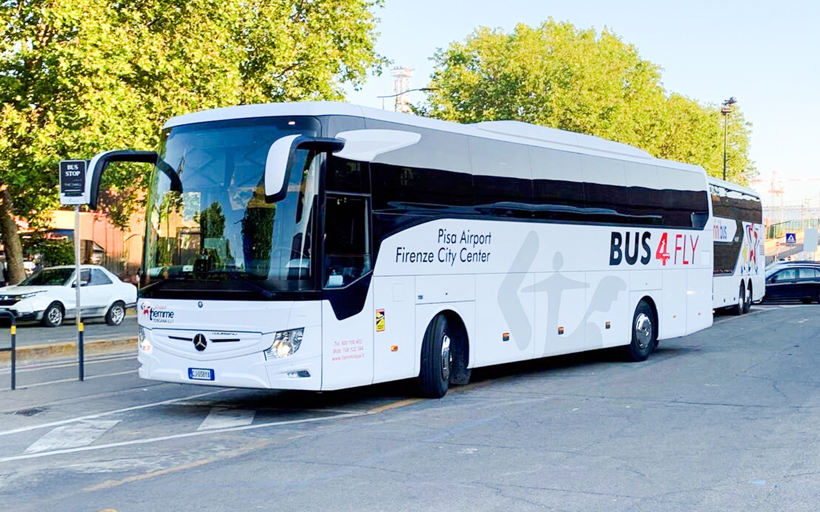 Direct transfer bus from Pisa Airport to Florence city center.