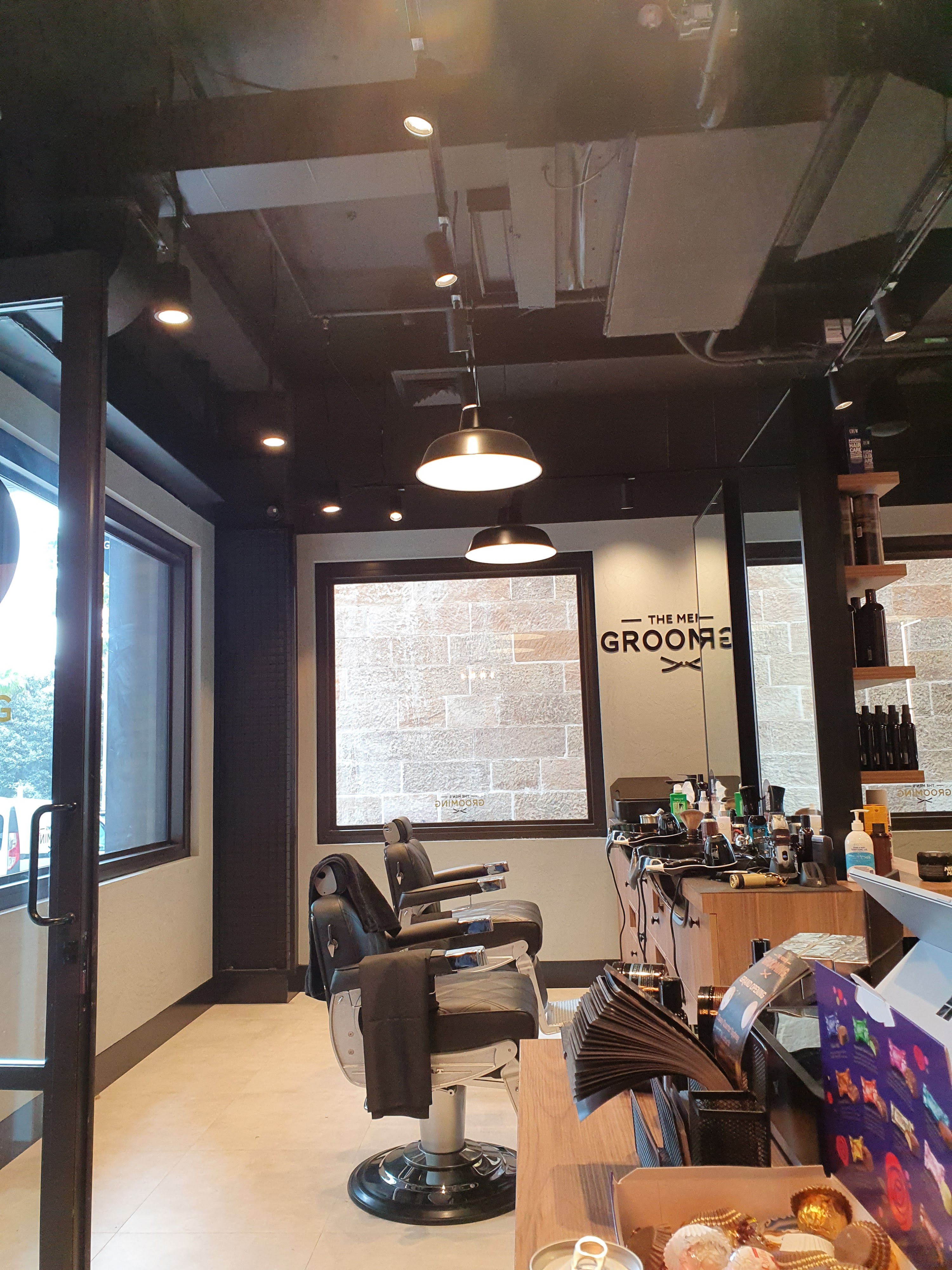 Barber in Quay Quarter Lanes