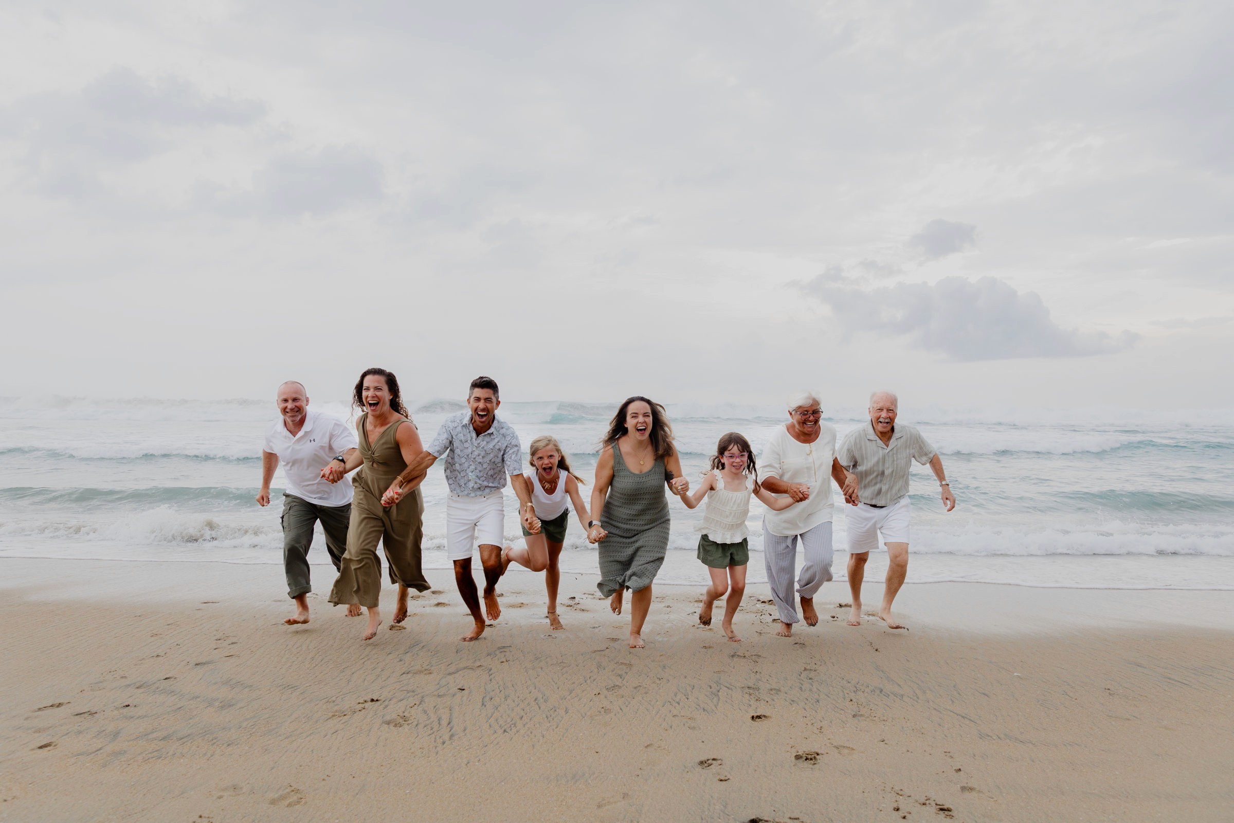 Sesión fotográfica familiar en la playa de Puerto Escondido