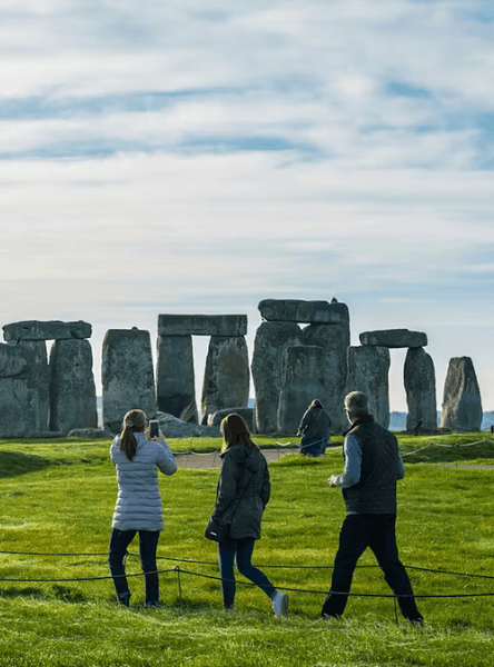 Stonehenge, Windsor Castle, Bath & Roman Baths Day Trip