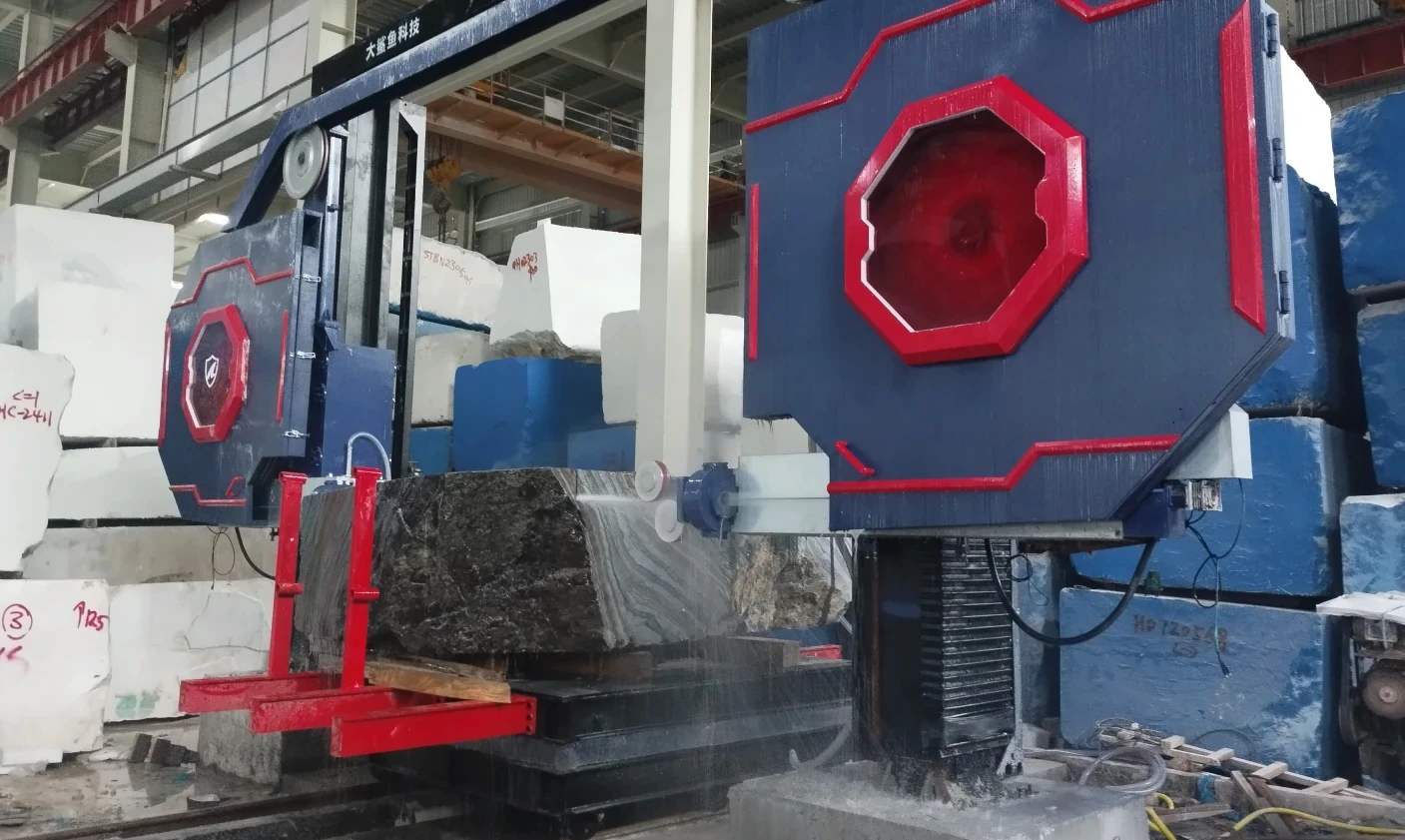 Diamond wire rope saw machine cutting granite