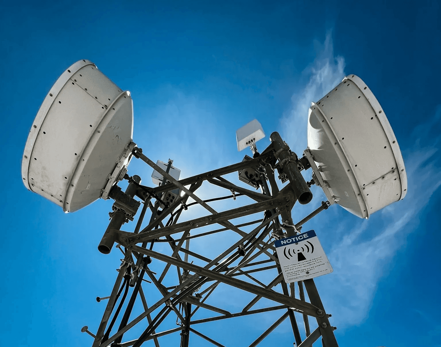 AggreGateway network engineering service for resilient connectivity