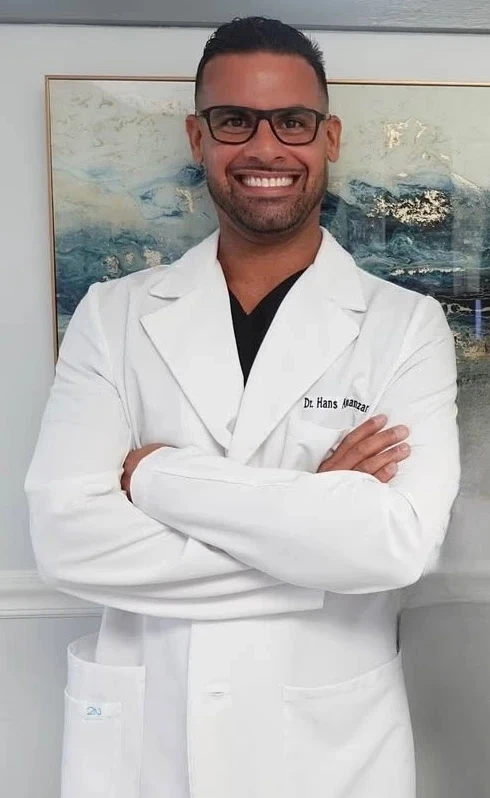 Dr. Hans Almanzar