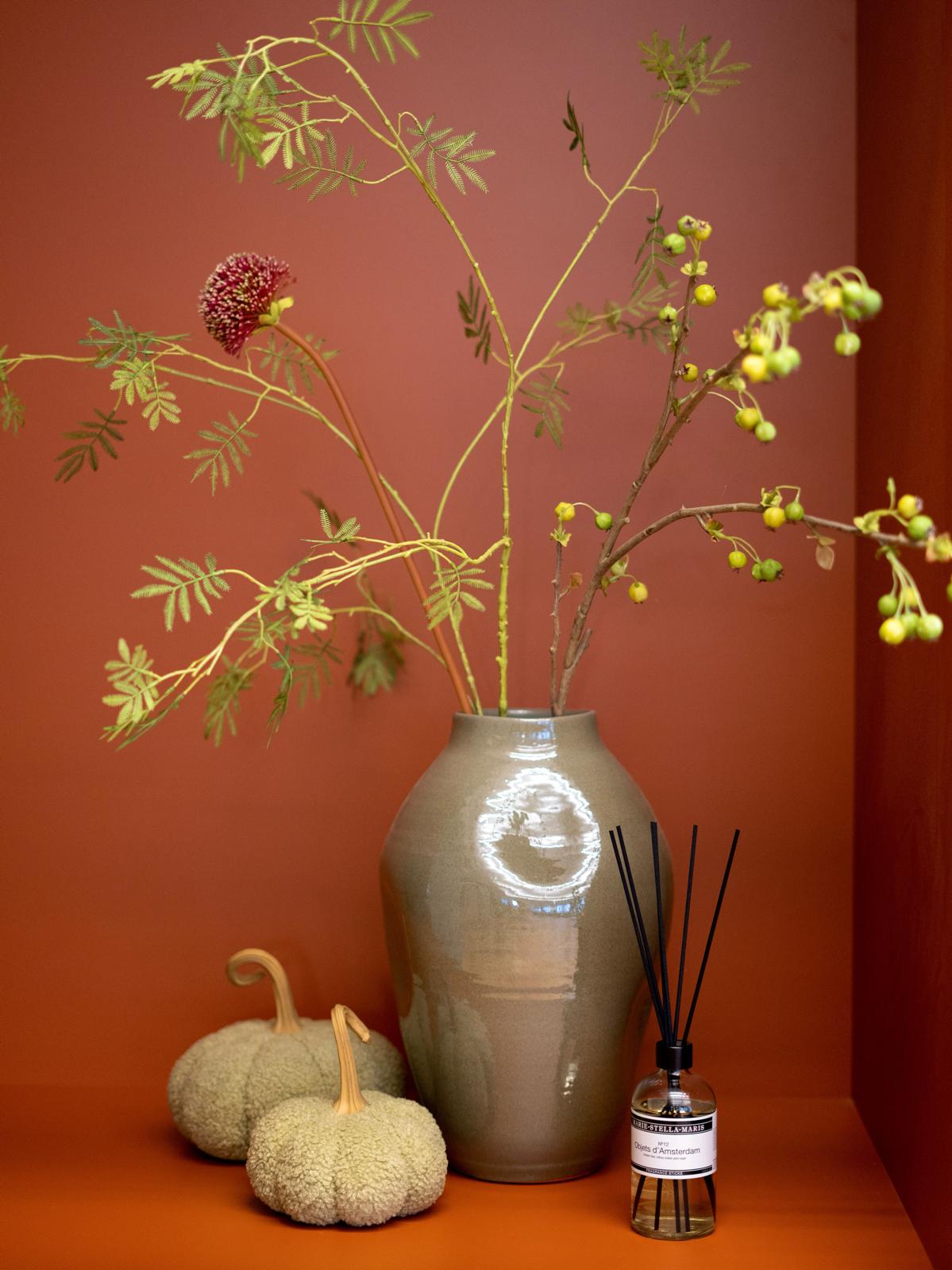 Dental clinic indoor