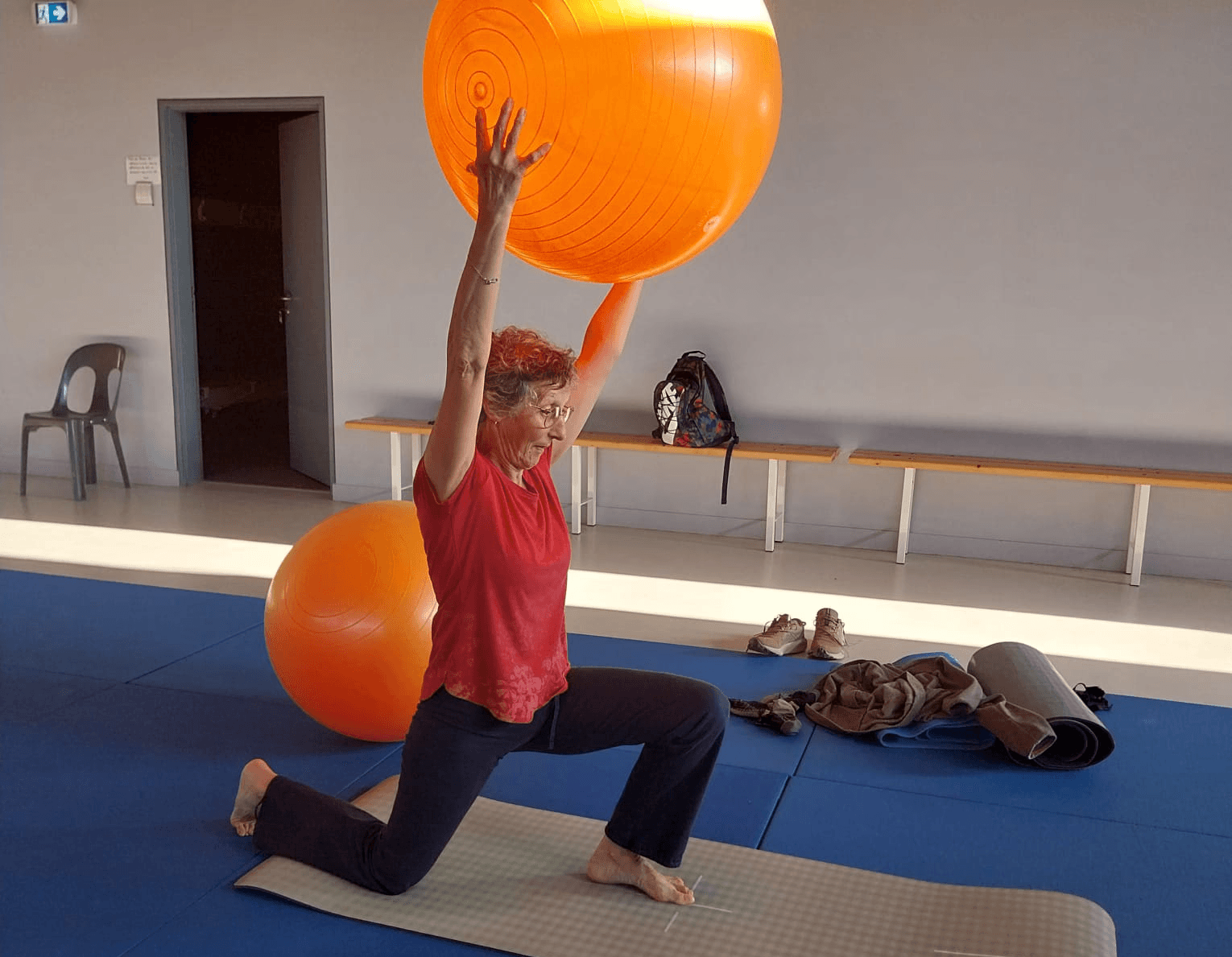 Activité Swiss Ball pour renforcer son corps et travailler son équilibre