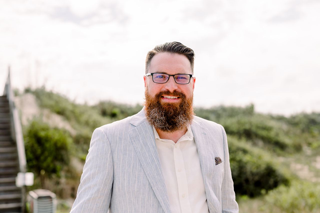 Crypto Linked with Cryps in center of area isometric view