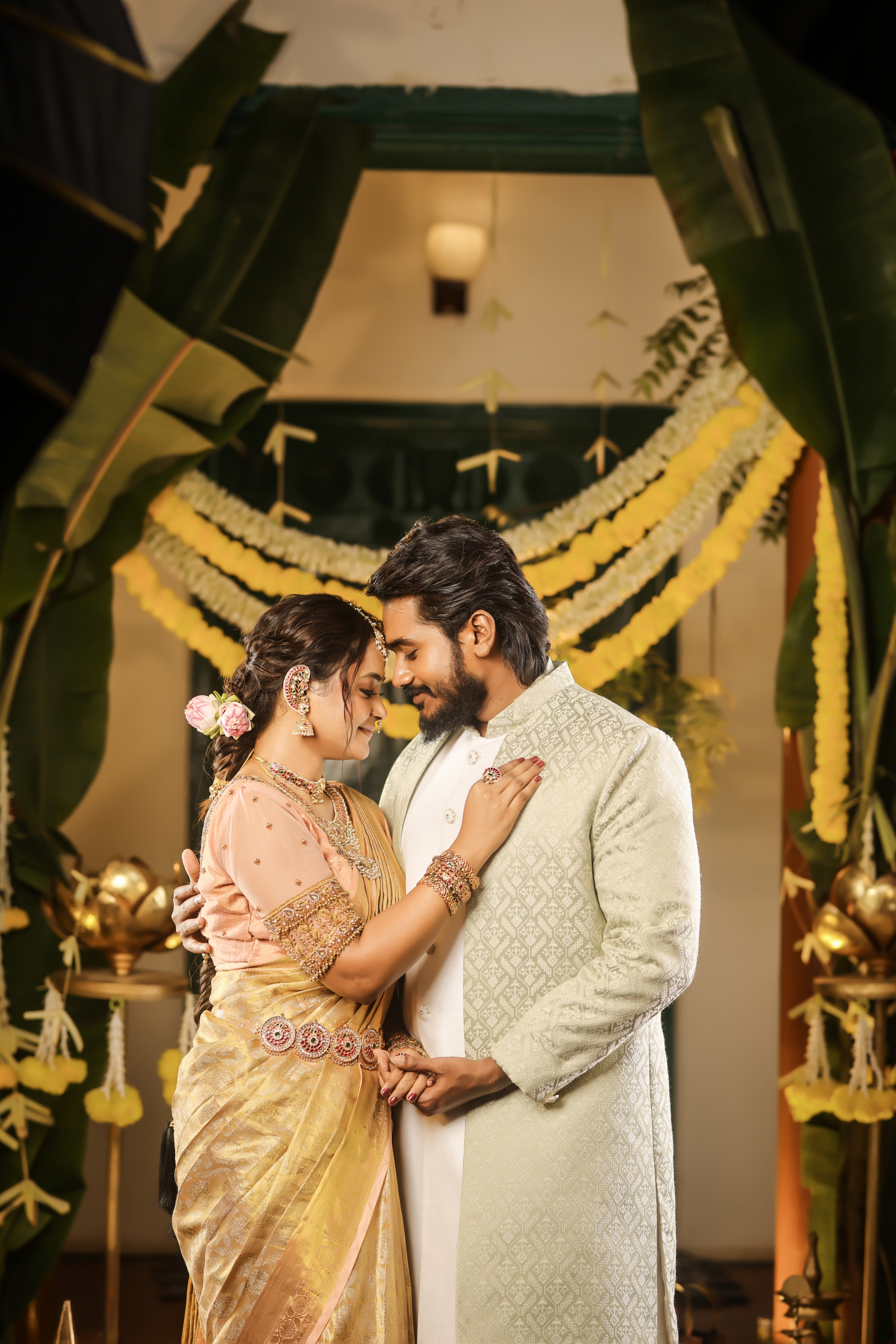 Dynamic picture of a cyclist riding downhill