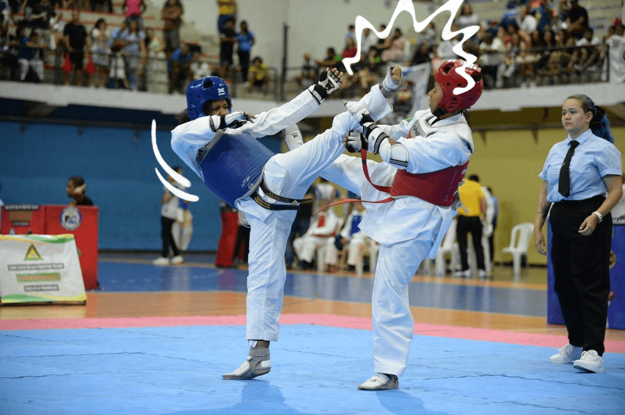 A woman using dumbell for working out
