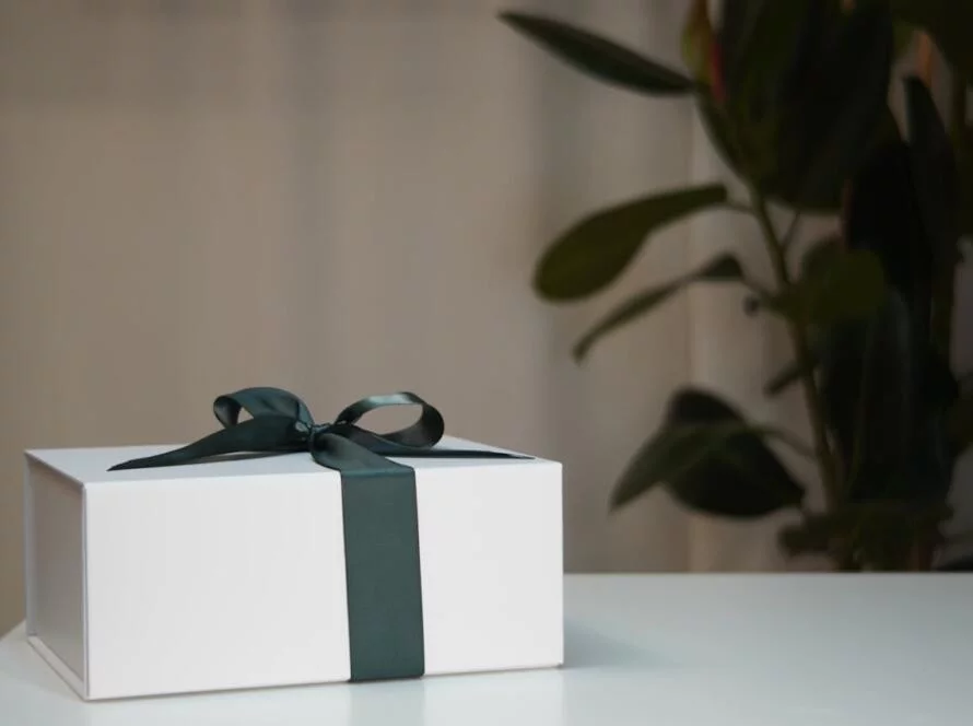 Selecting the Perfect Prize for Your Proprietary Trading Firm’s Giveaway