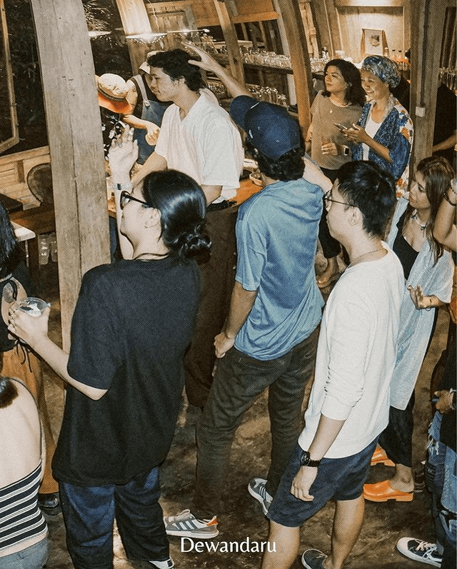 Cheek to Cheek (2022) | Suara Dewandaru