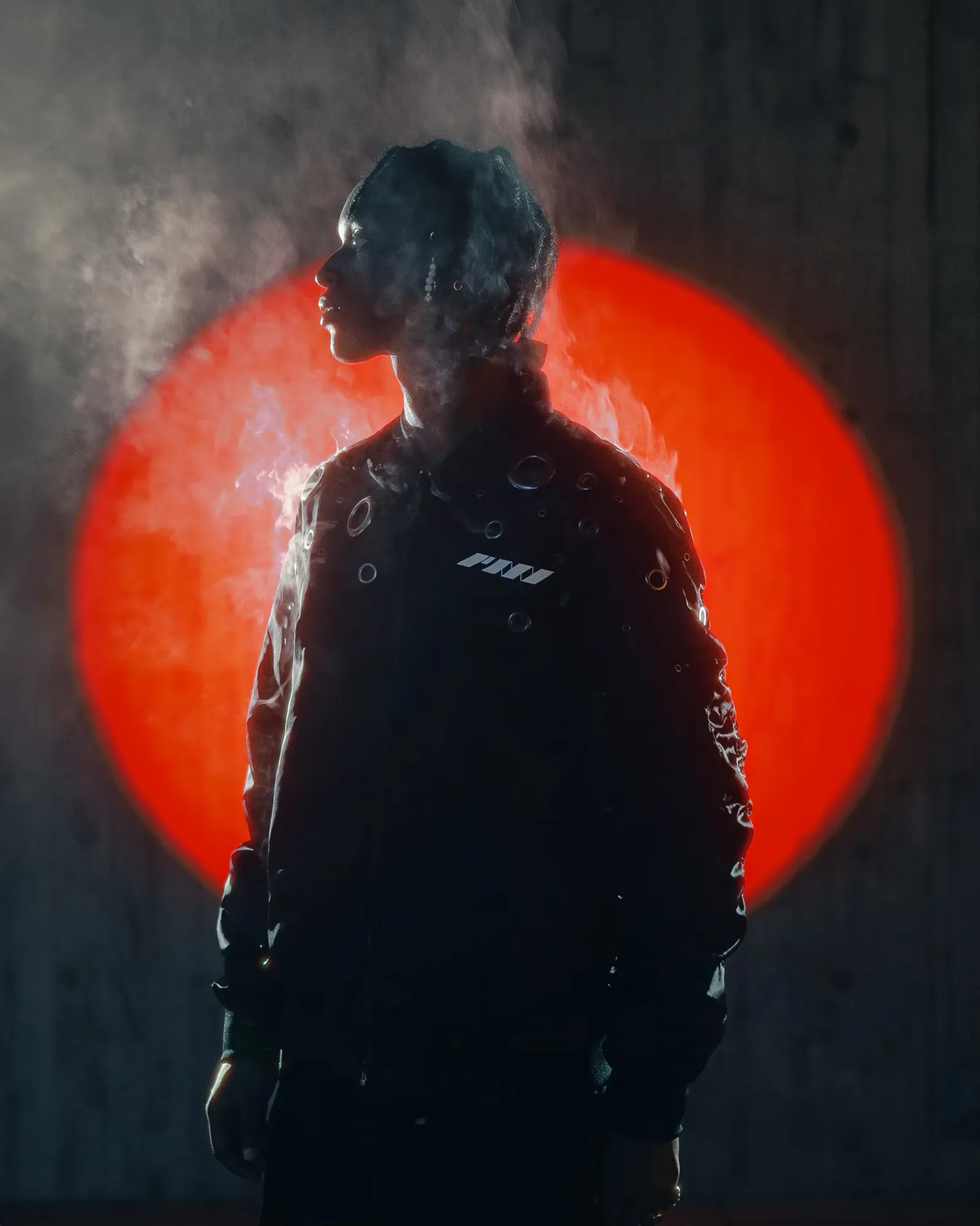 PMI Smoke Vest Commercial project by Roman Olinchuk, Hong Kong photographer and videographer. 香港商業攝影、產品攝影、品牌影片及創意指導作品。