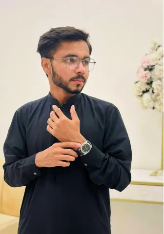 about us section image of author