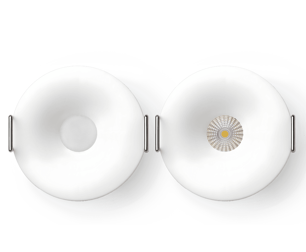 a black woman wearing the white wireless headphone