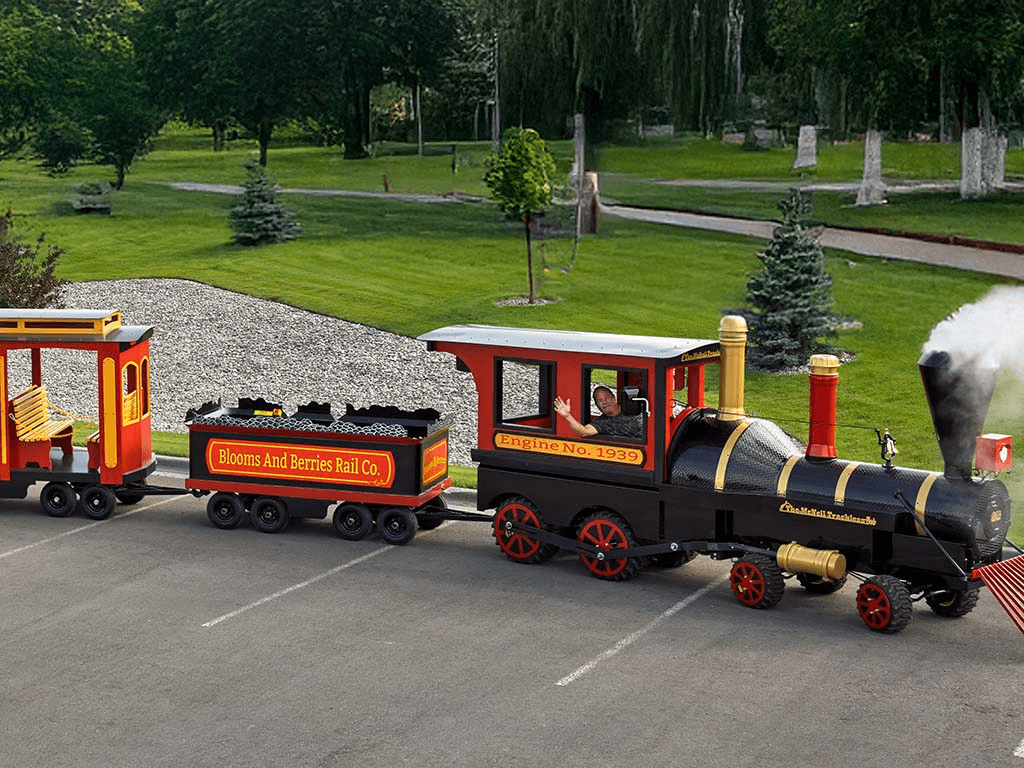 Bloom's & Berries McNeil Trackless