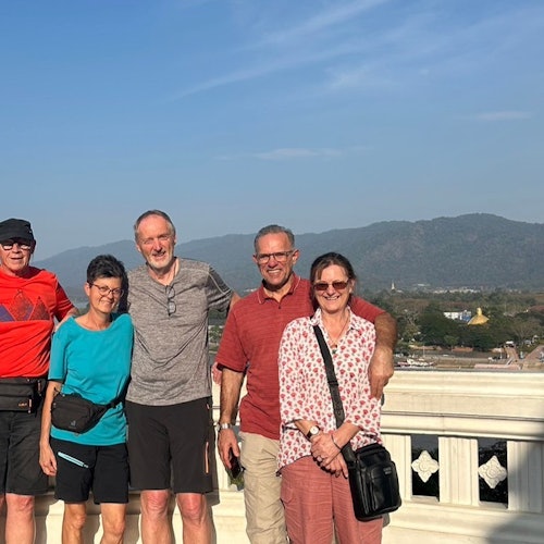 Chiang Rai: Tour Guiado + Traslado Ida y Vuelta + Entradas con Almuerzo en Chiang Rai