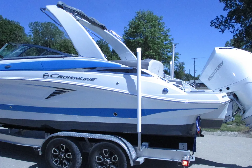 Boat thumbnail 3