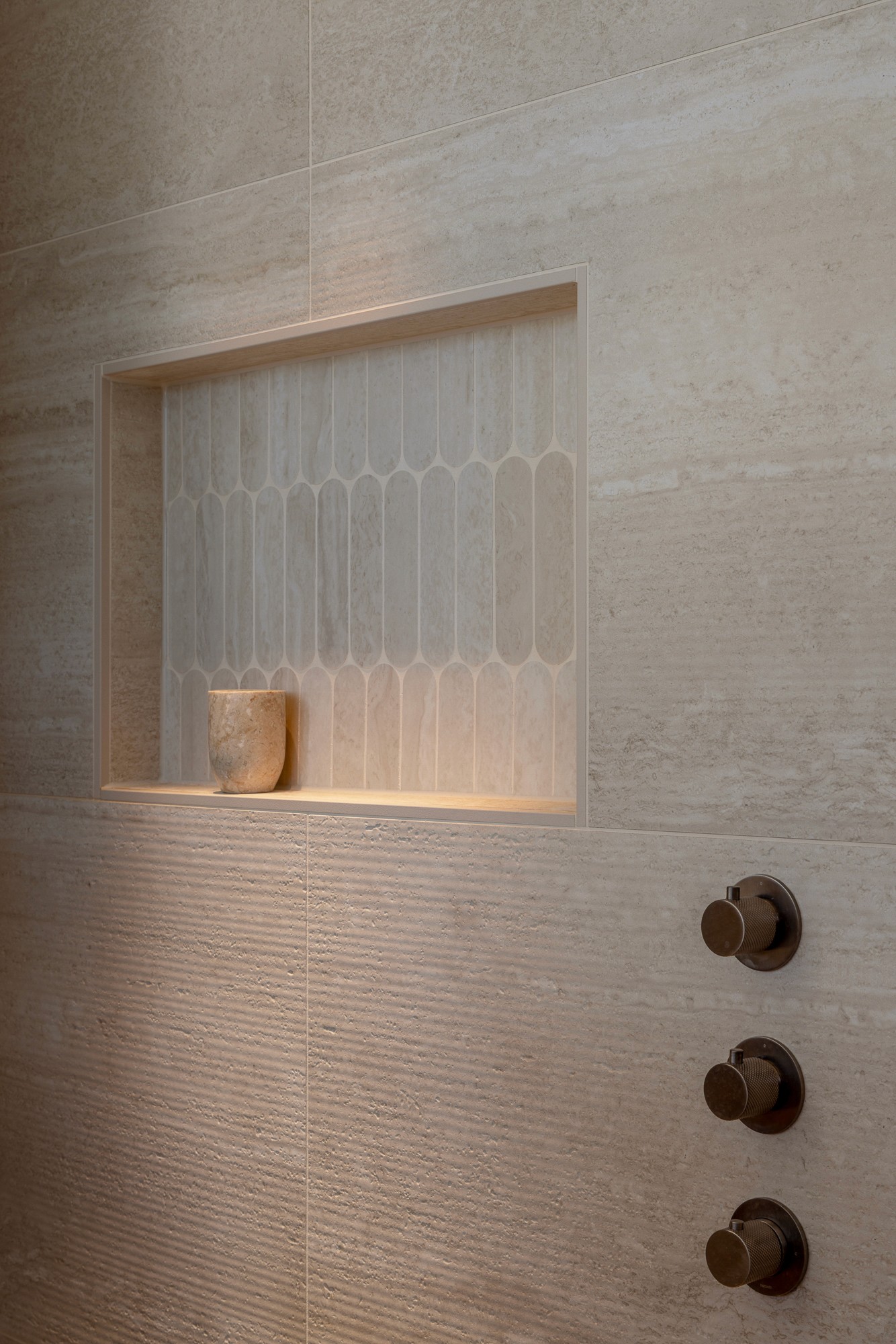 Positive Space, herenhuis - waskamer staand