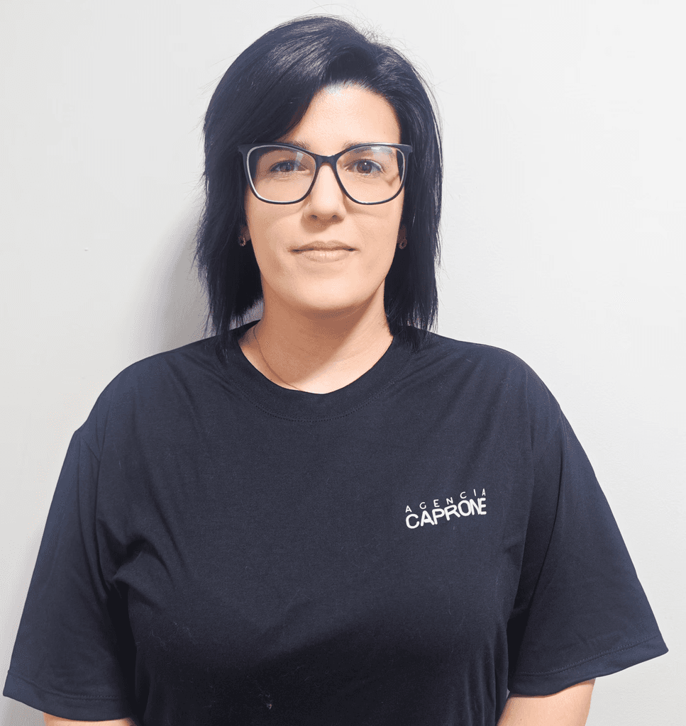 Retrato de Laila, Redatora da Agência Caprone