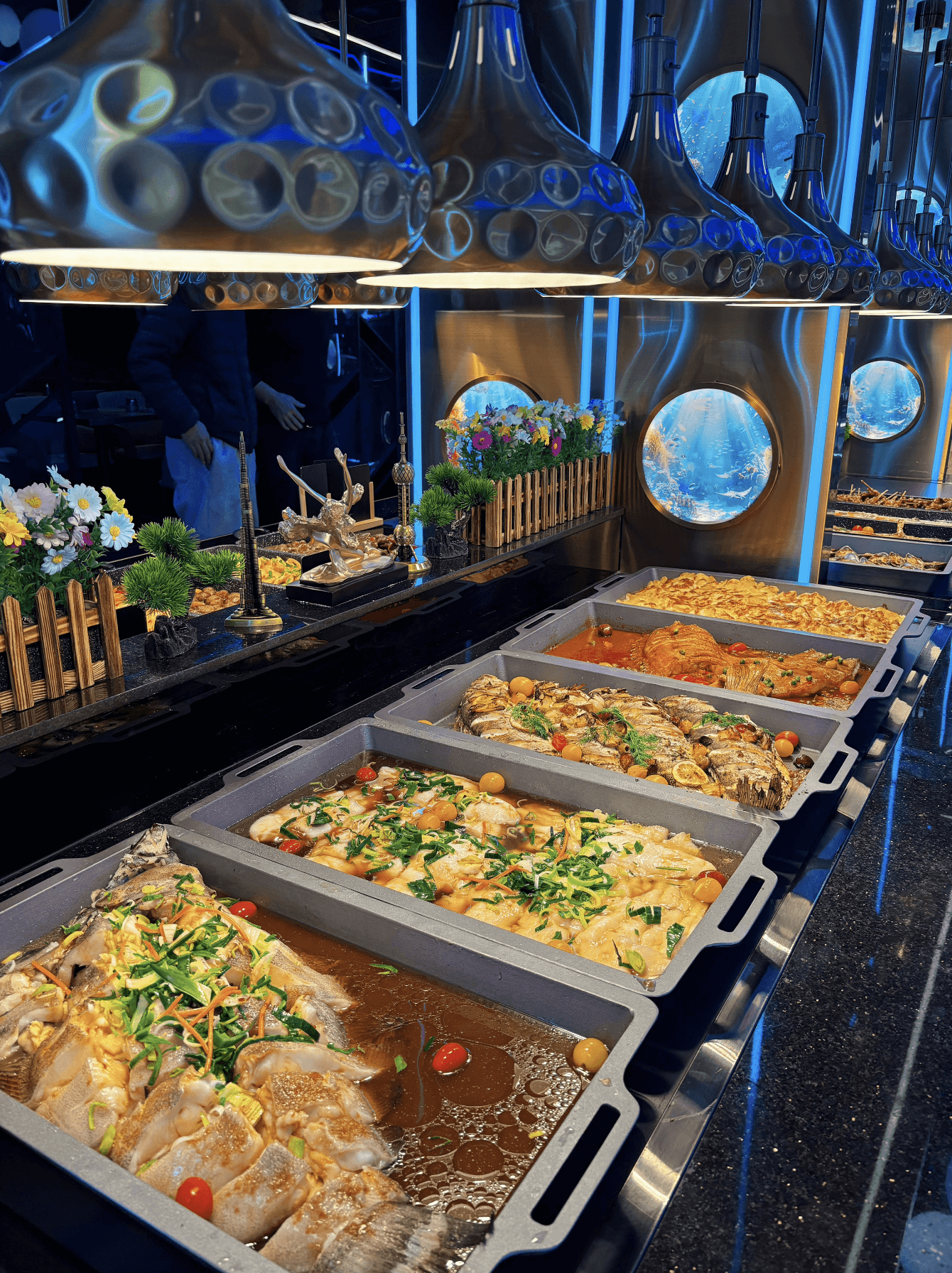 Avocado Toast with Blueberrie served in a large plate