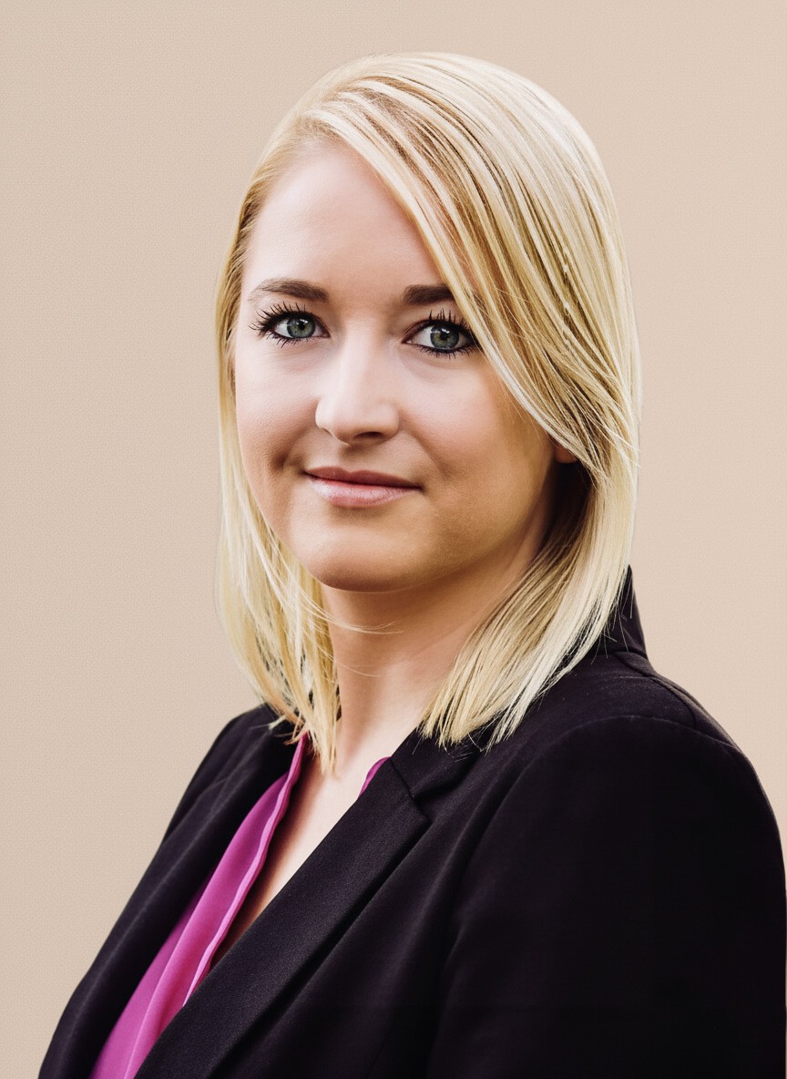 Headshot of Gregory Boult immigration lawyer