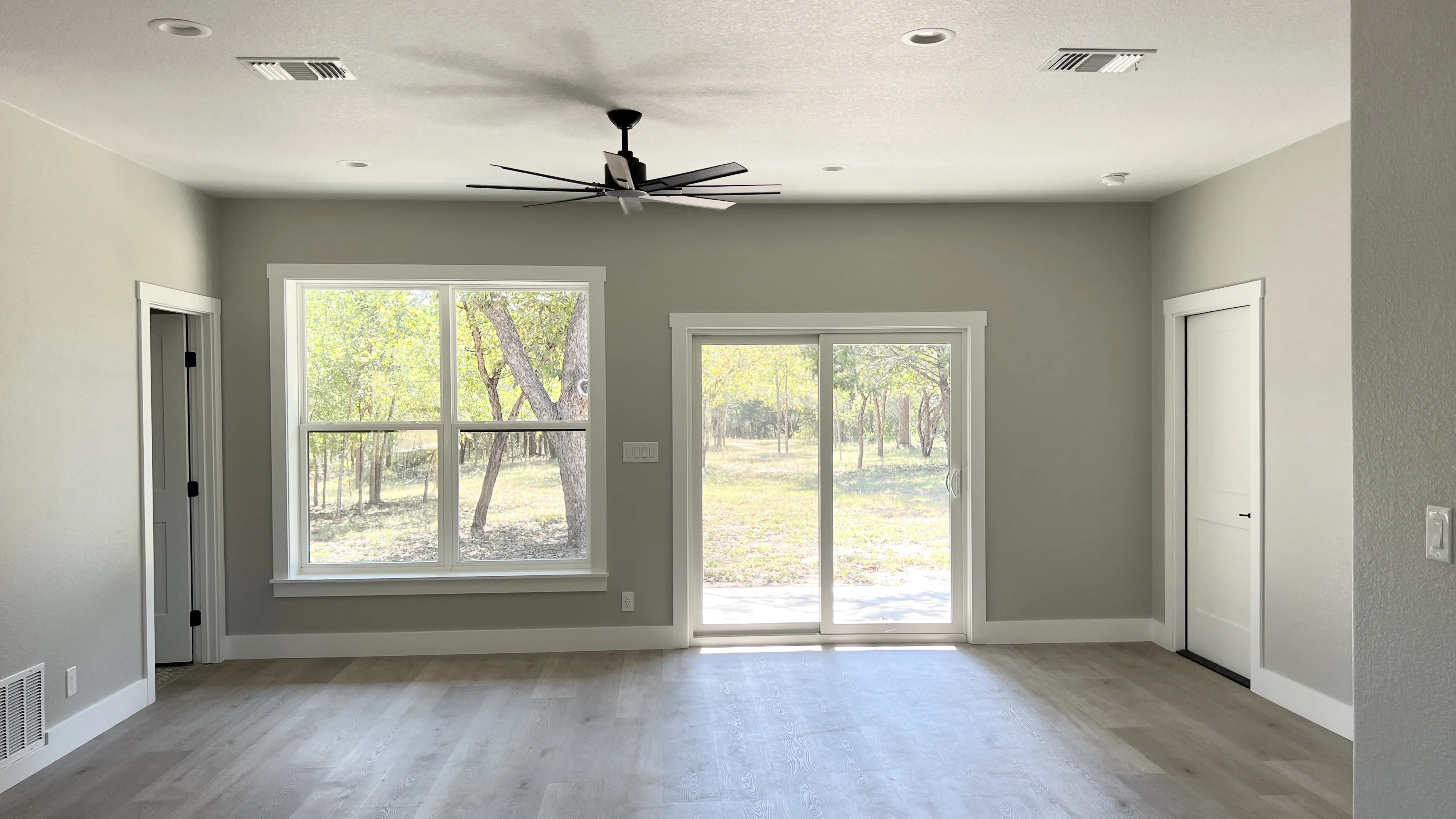 1st Floor Open Concept Bend Luxury Barndominium Perks Metal Works
