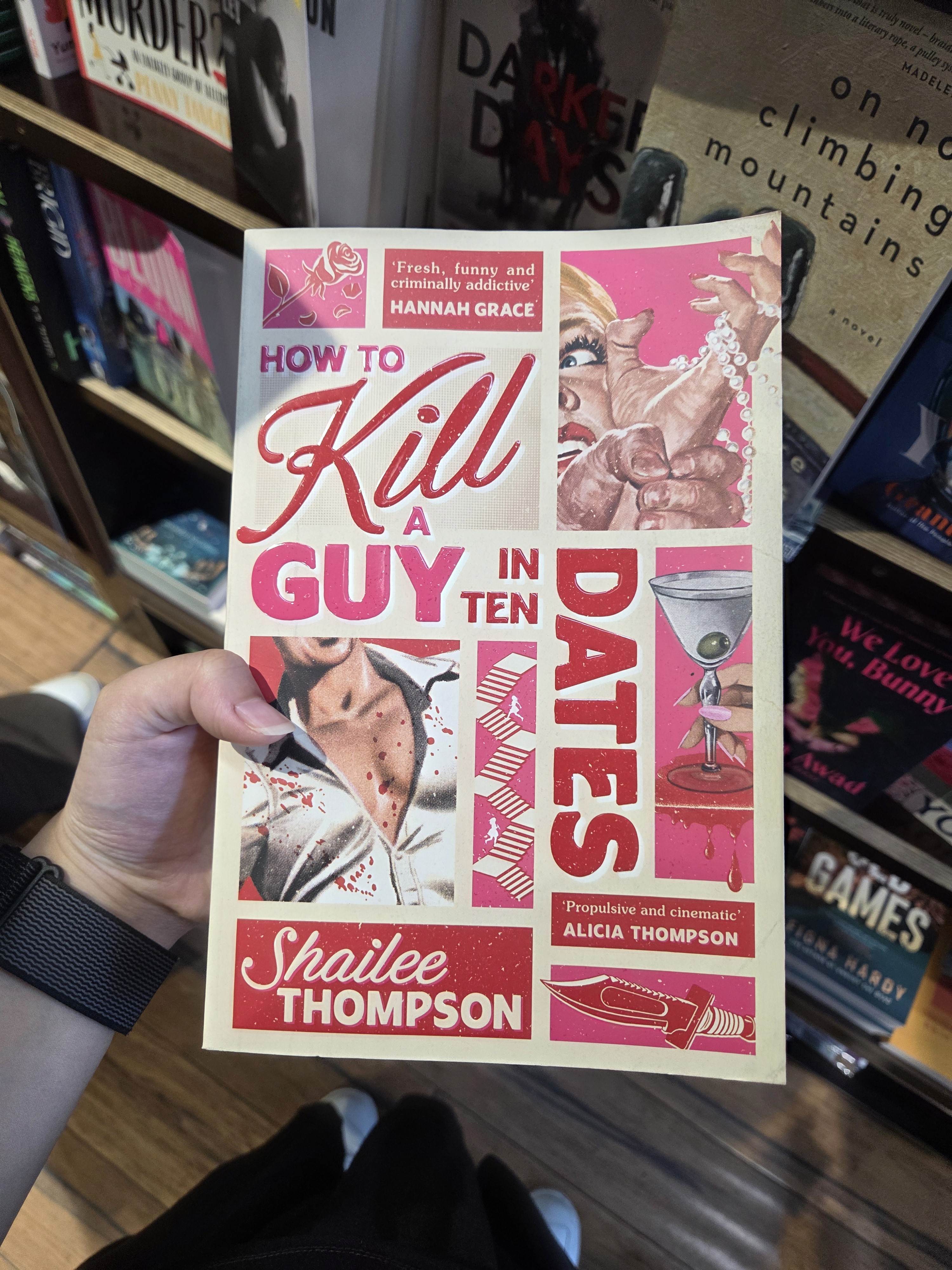 Islands in the ocean at sunset