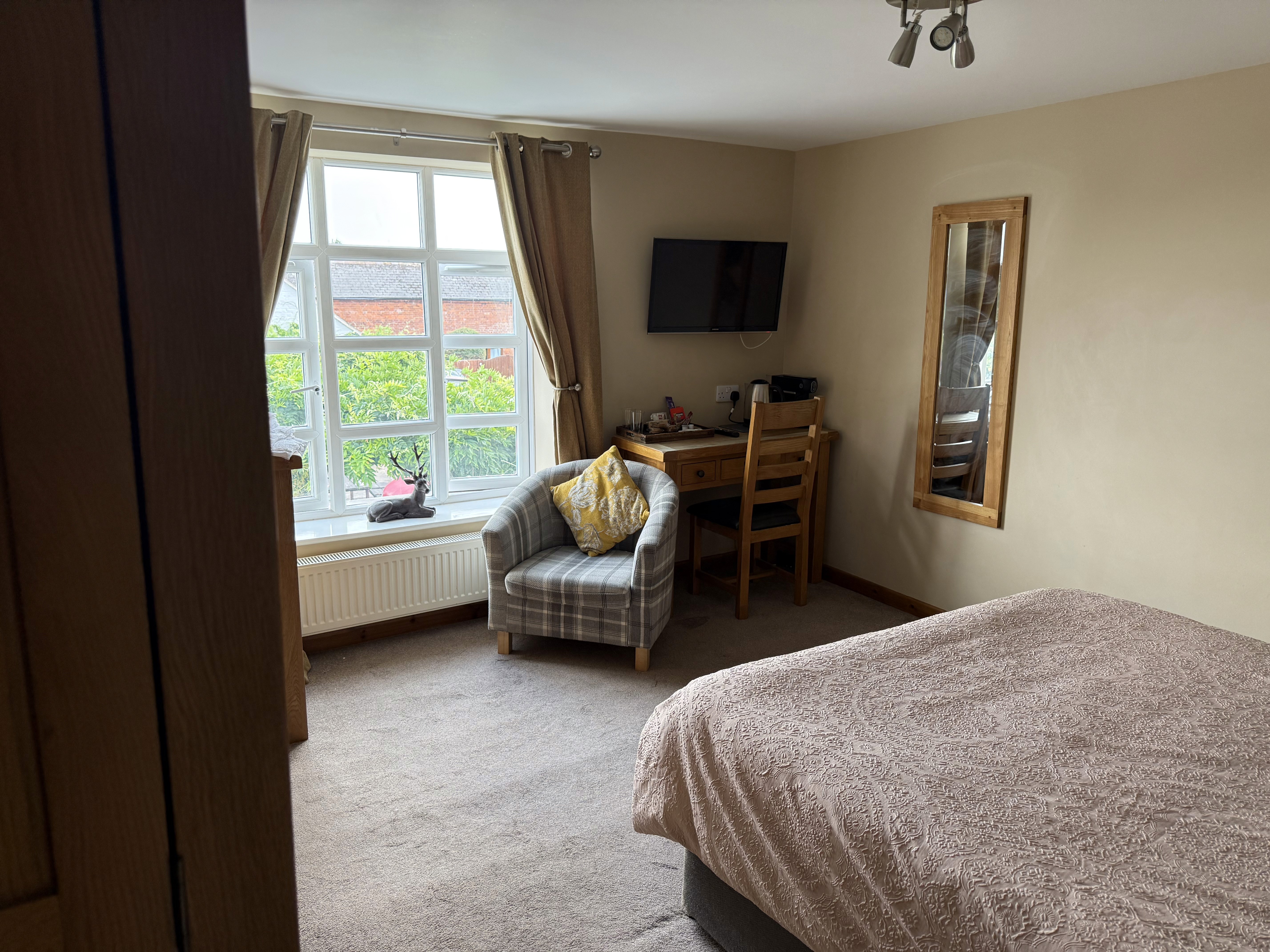 Slider Image 04