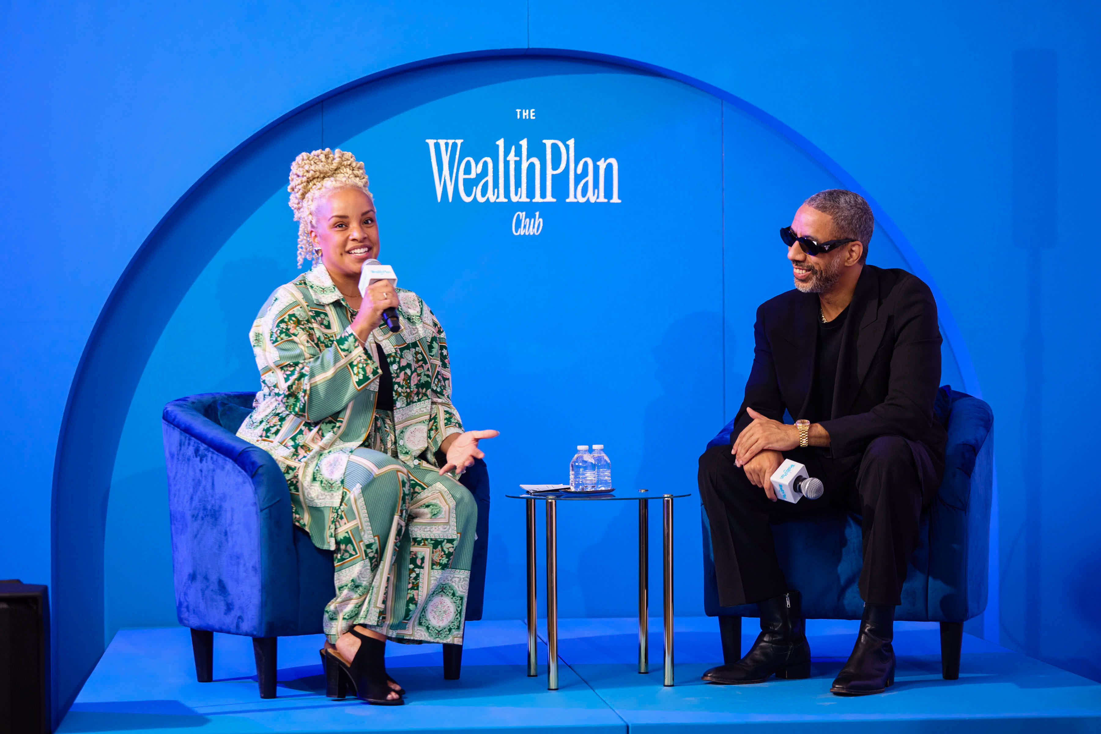 Ryan Leslie speaks with a member of The WealthPlan Club.