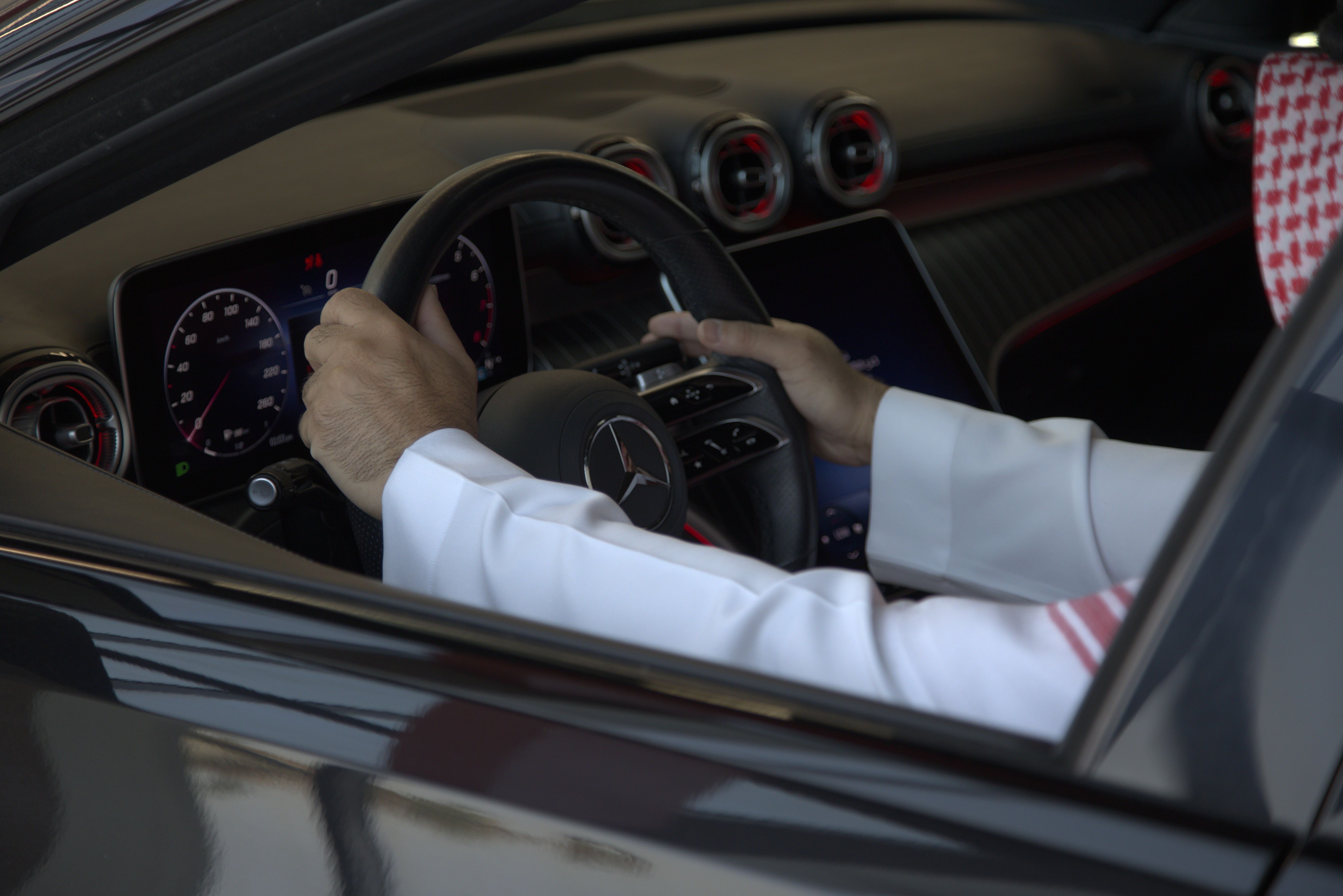 Concetrated triathlete grayscale