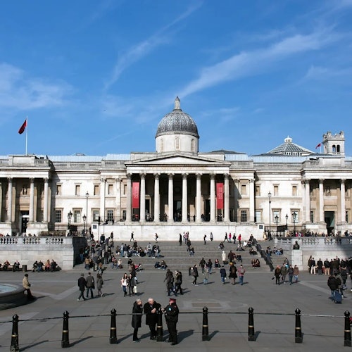 Trafalgar Square bei Tag