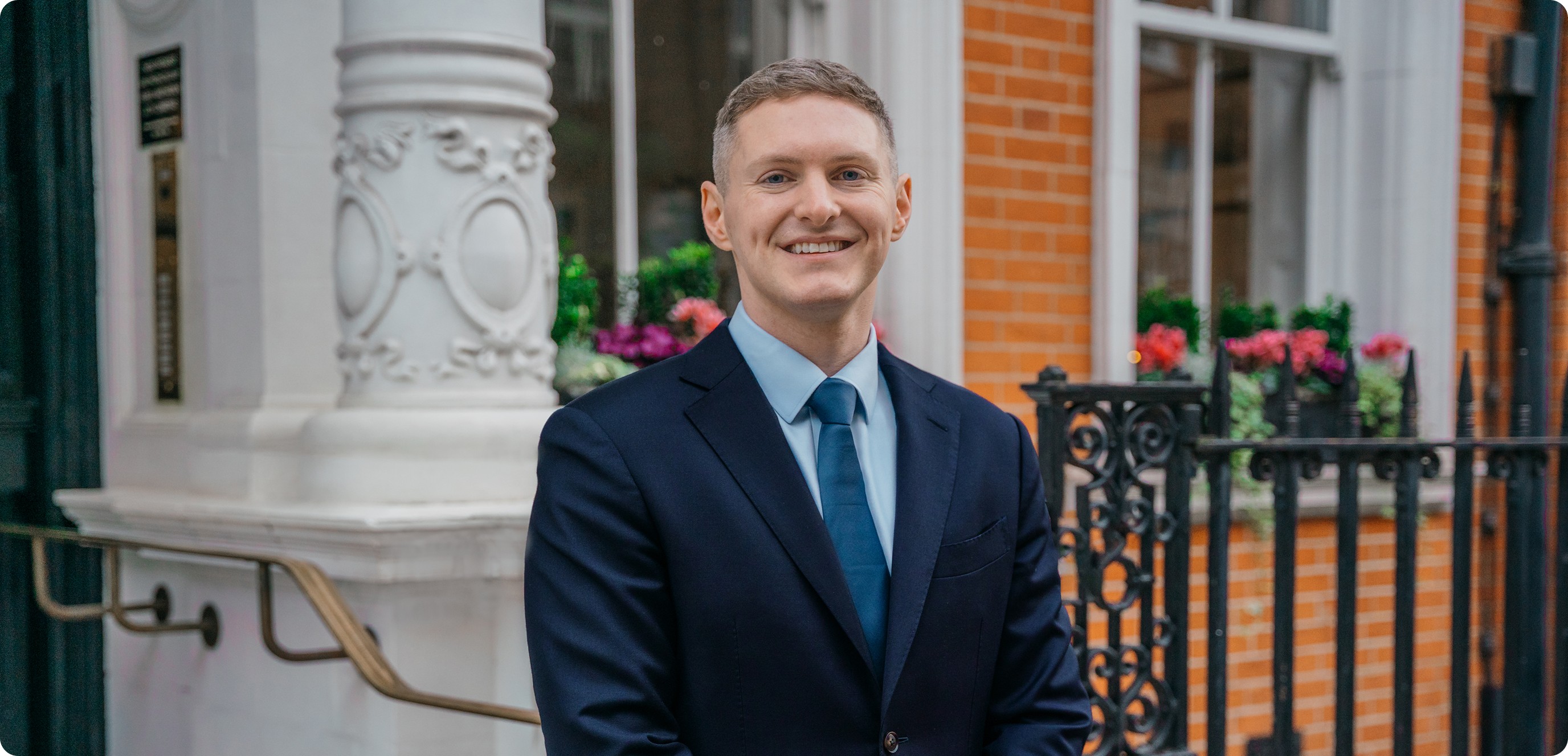 Dr Clarke, Hair Transplant Surgeon