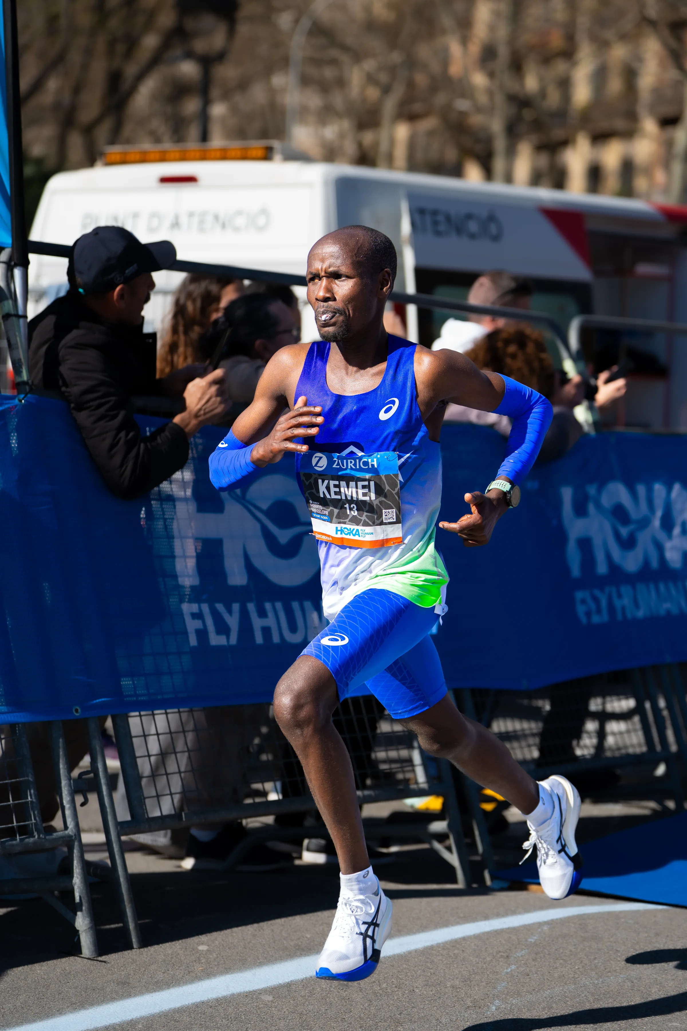 Moses Kemei Fotografía destacada del Maratón de Barcelona 2026 por Nolan Pardo, fotógrafo deportivo profesional