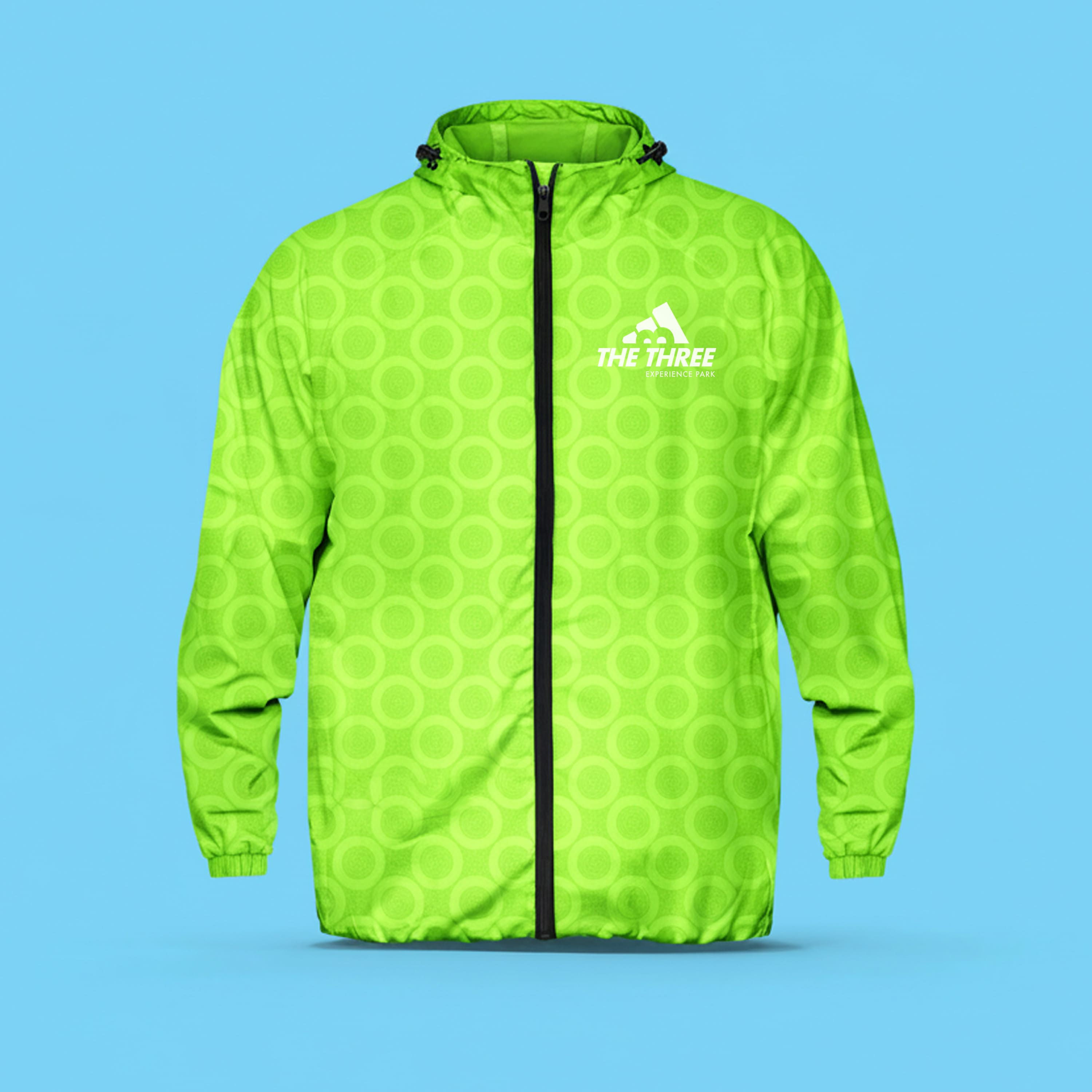 Mise en situation (mockup) de la section 'Chambres' du site web de Villa Wassim Marrakech, affiché sur un ordinateur portable MacBook Pro. La page présente les détails des hébergements (Superior Room, Deluxe Room) avec images de haute qualité, description du luxe, et prix. Le design de l'interface utilisateur (UI) est minimaliste, axé sur la clarté et l'élégance, utilisant des contrastes sombres et clairs. Ce visuel démontre l'expertise de Nux-Studio en Web Design, UI/UX et intégration de contenu pour les fiches produits et les services d'hôtellerie de luxe, facilitant la réservation en ligne.