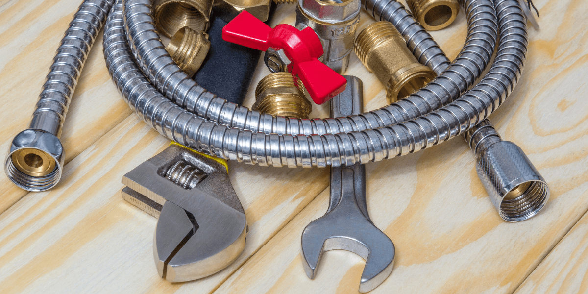 Hydraulics for Fleet Repair: How to Identify Hose, Fitting & Seal Issues Before They Cause Costly Downtime