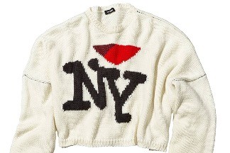 Figure 1. The FW17 Raf Simons sweater in question