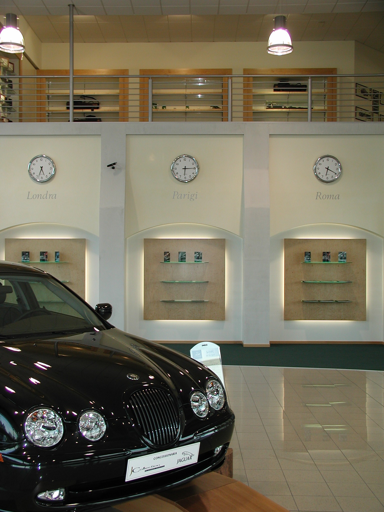 JCARS concessionario auto