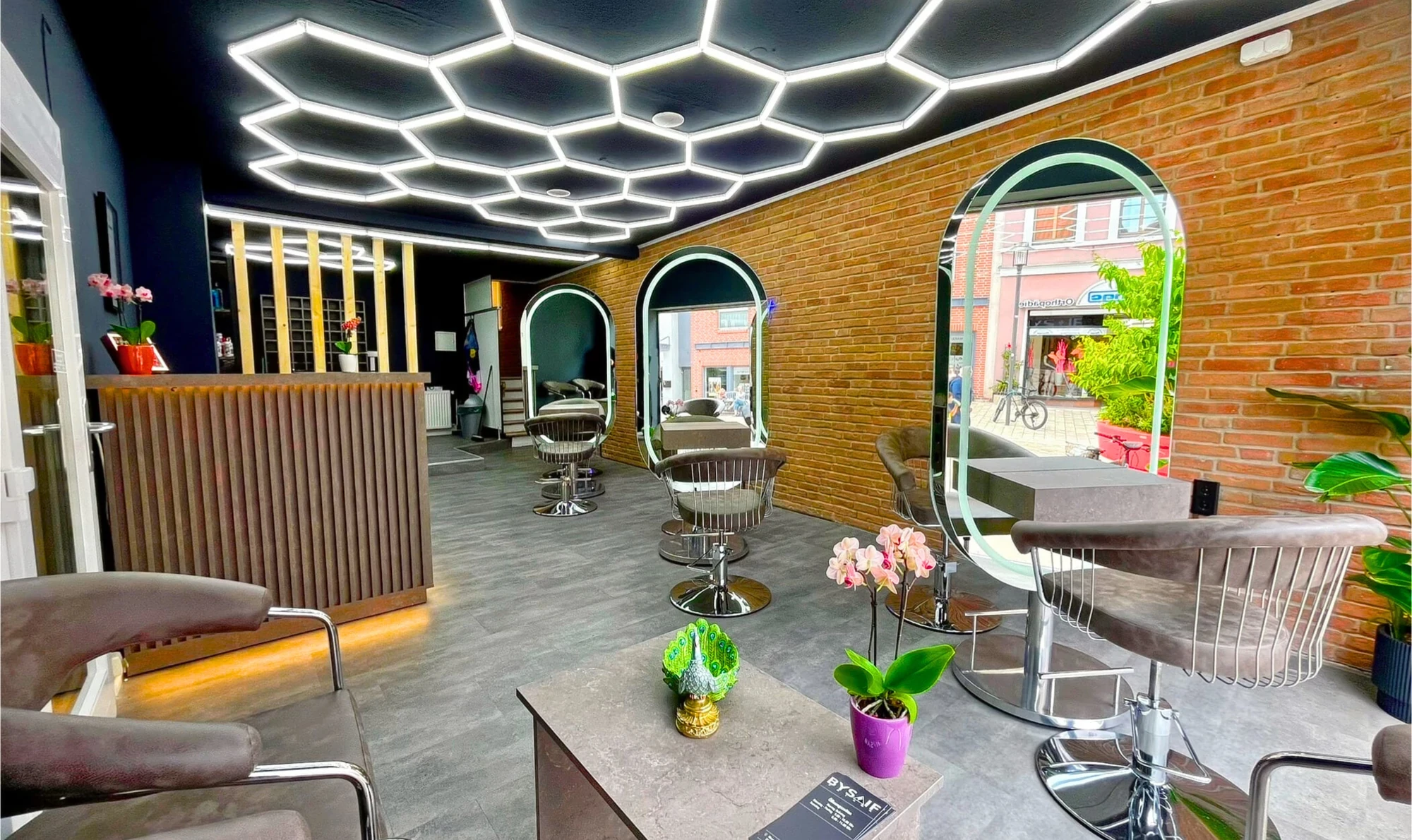 By Saif Frisör in Stadthagen Ambiente und Aussehen - Innenambiente