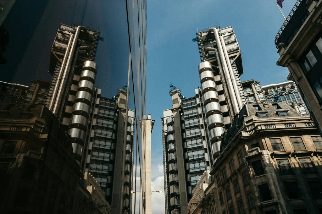 Lloyd's of London building