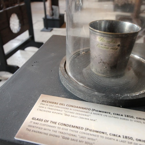 Glass of the condemned