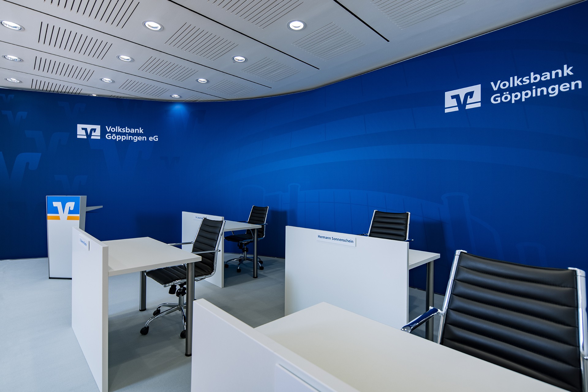 Vorderansicht des RS Technik Stand