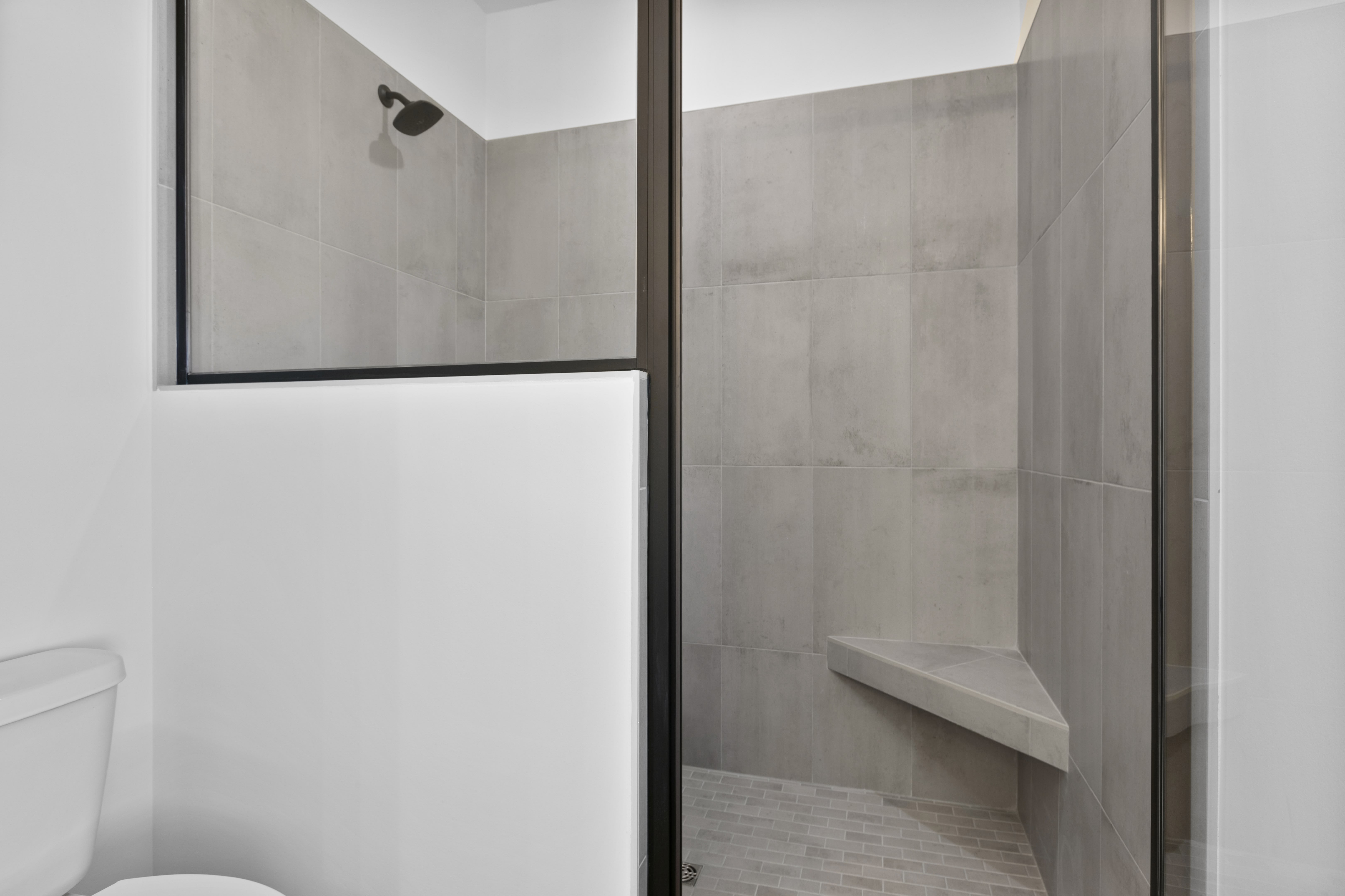 Open concept livingroom with hardwood floors 