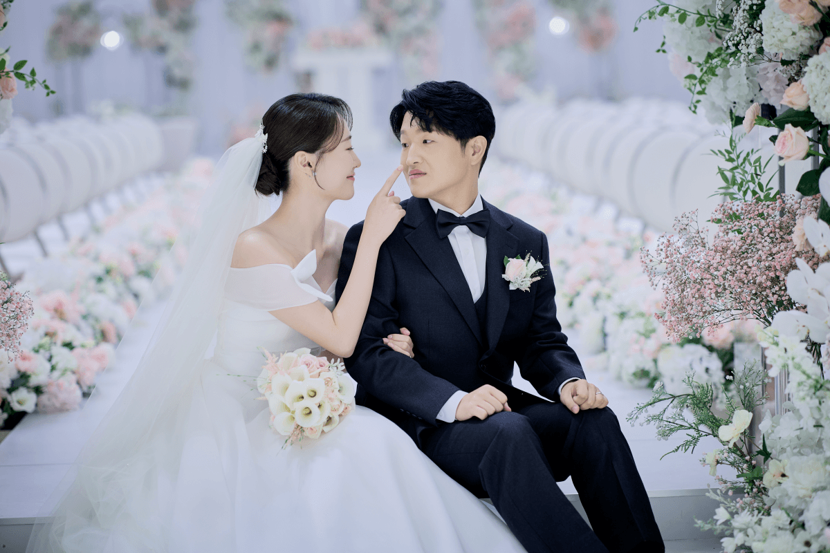 선릉 더휴 웨딩홀 본식스냅 | 사진과 영상을 원팀으로 준비한 디어데이스냅 후기