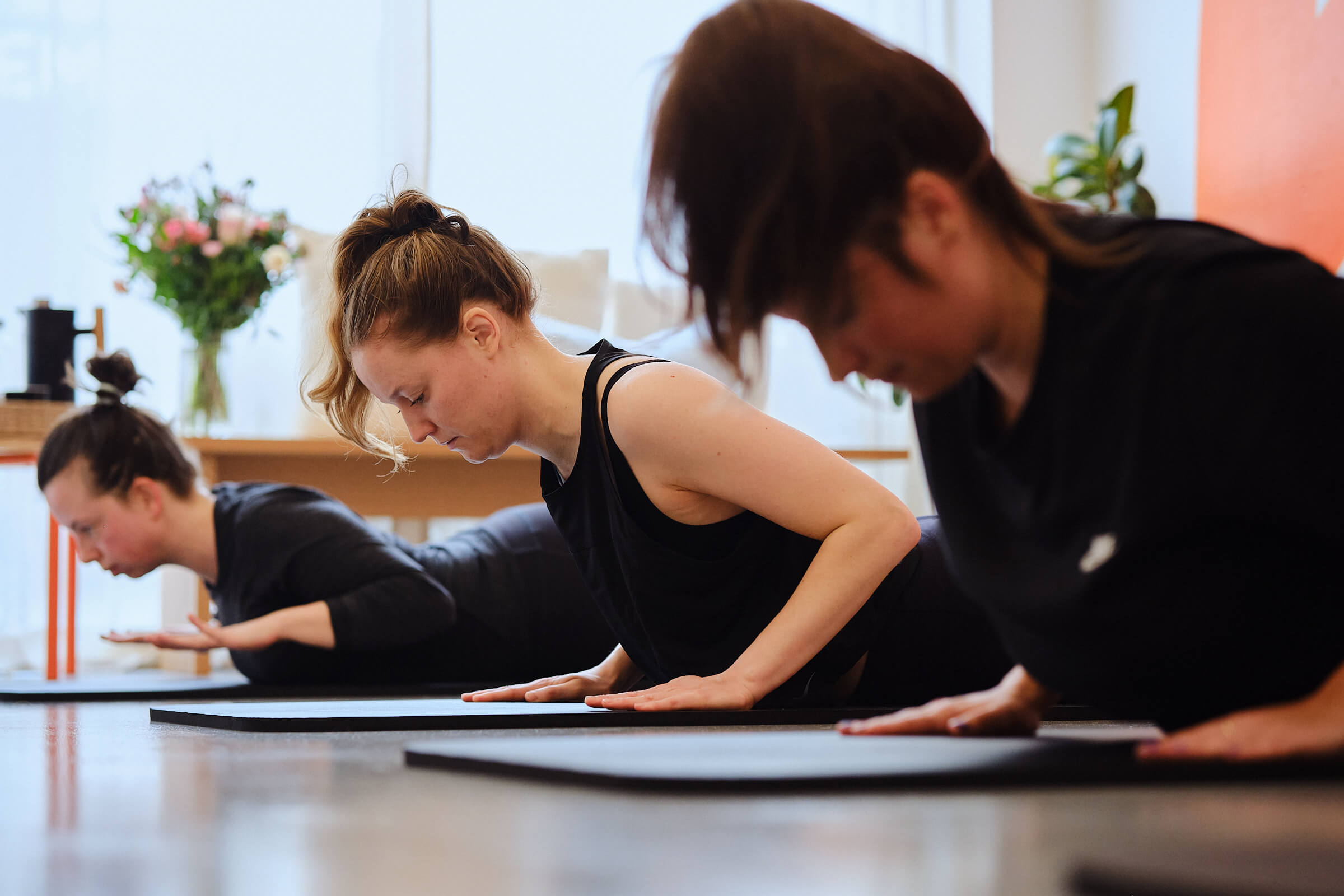Kvinder der dyrker pilates