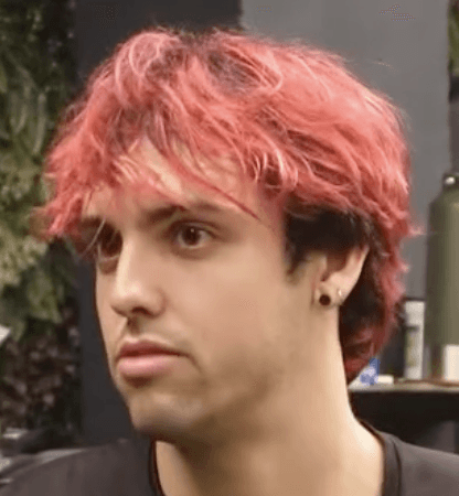 Un cliente de la Base Strength satisfecha da su opinión sobre los resultados.