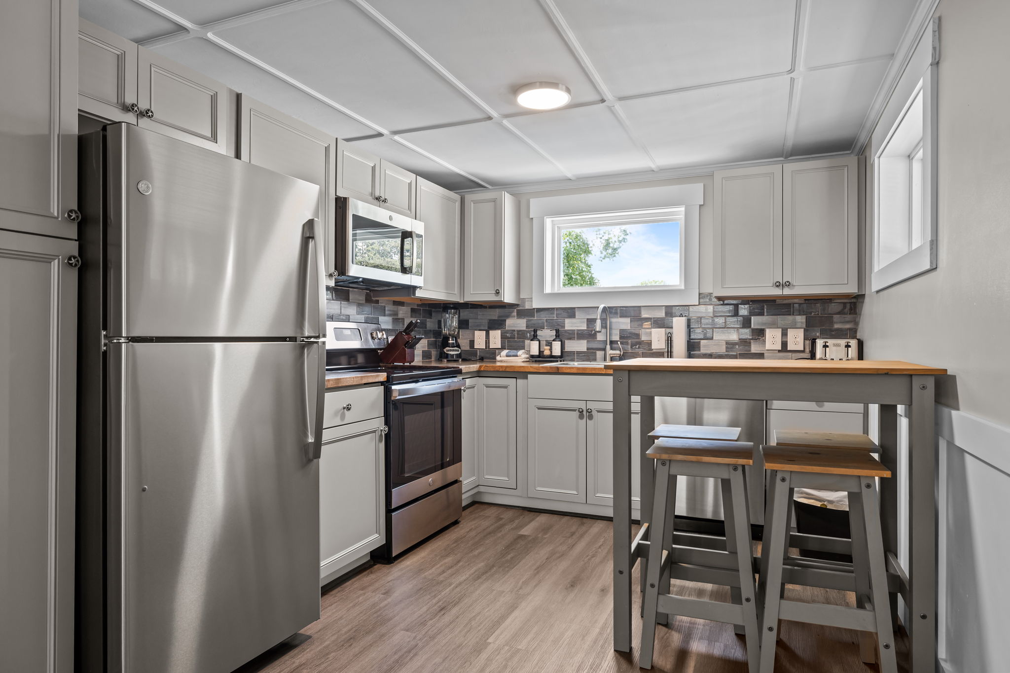 Calicobay cottages, airbnb in downtown morehead city