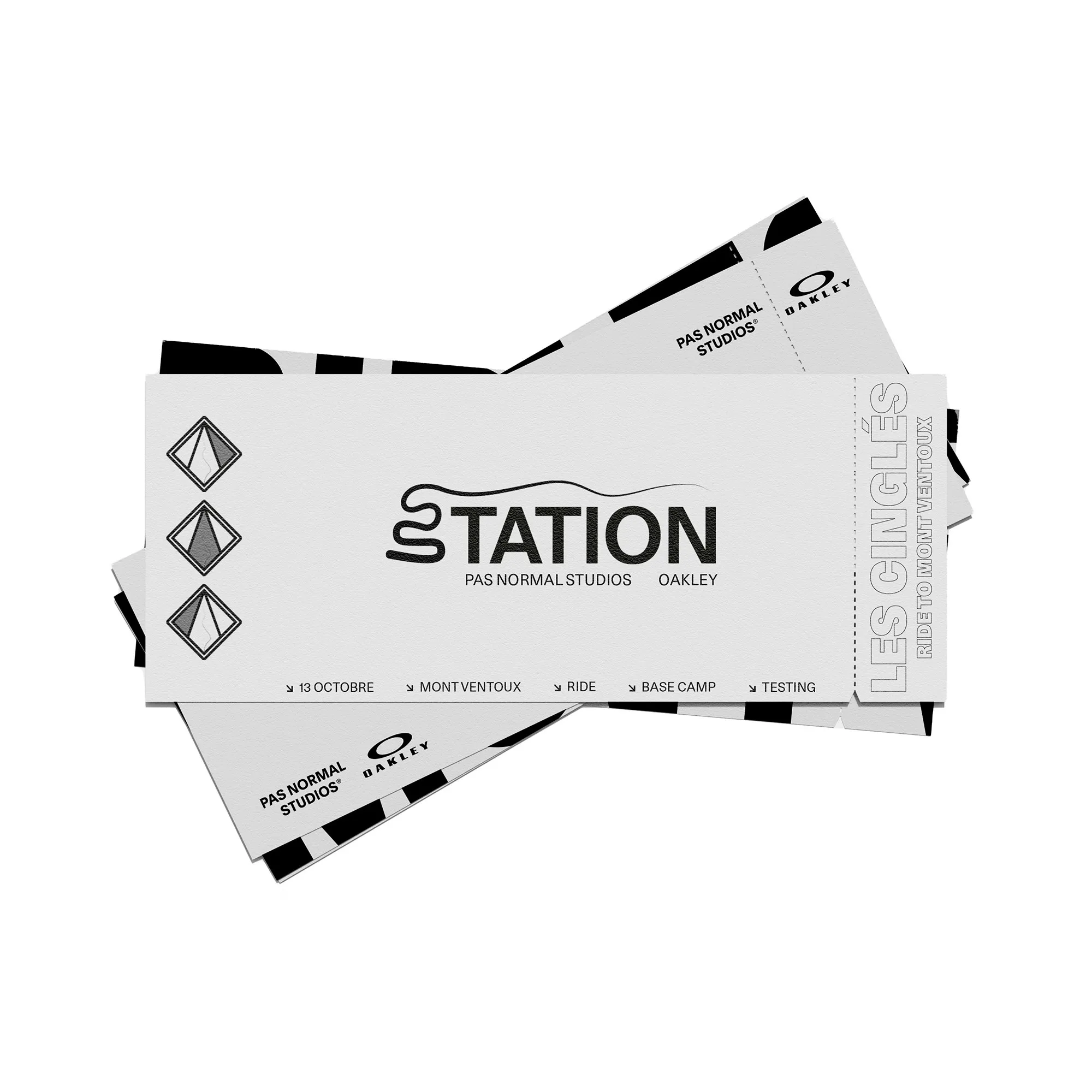 Dossier de pitch créatif et design de tickets personnalisés pour l'événement cycliste Oakley x PNS.